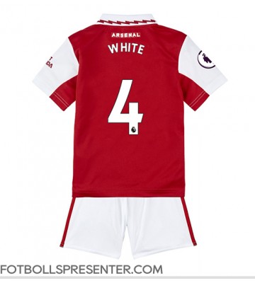 Arsenal Benjamin White #4 Hemmatröja Barn 2022-23 Kortärmad (+ korta byxor)
